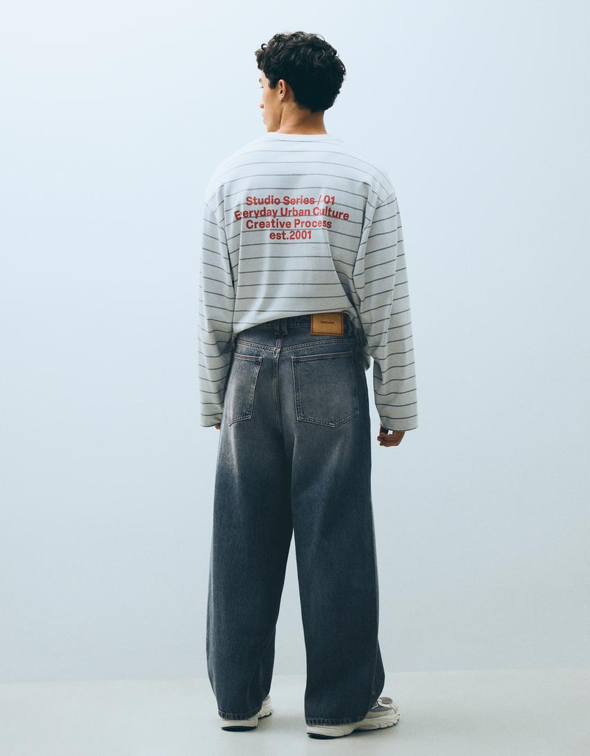 Mens Baggy Fit Men  Jeans...