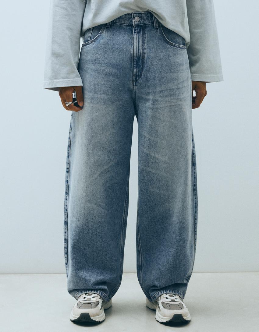 Mens Baggy Fit Men  Jeans...