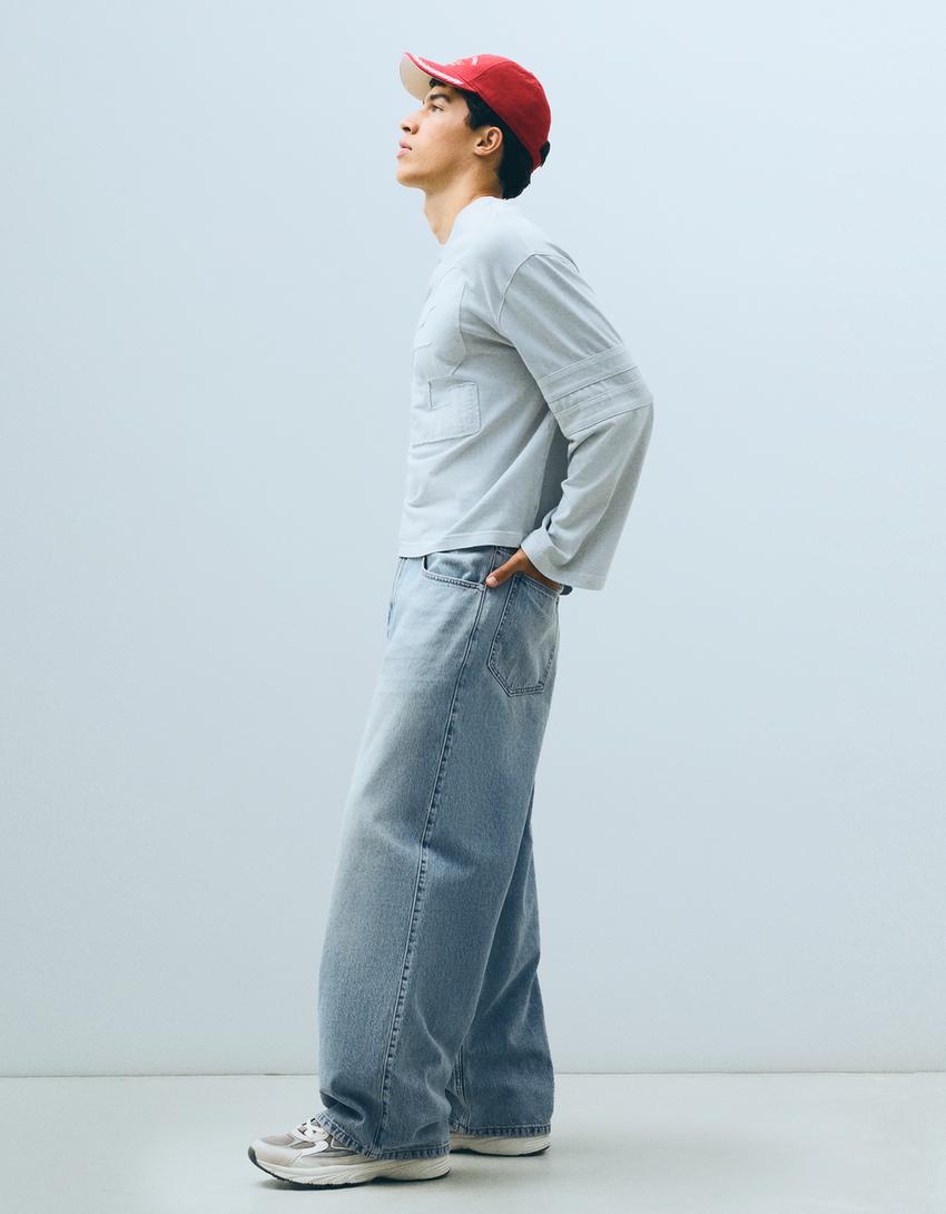 Mens Baggy Fit Men  Jeans...