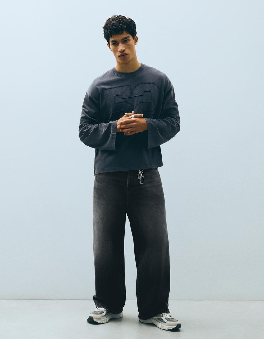 Mens Baggy Fit Men  Jeans...