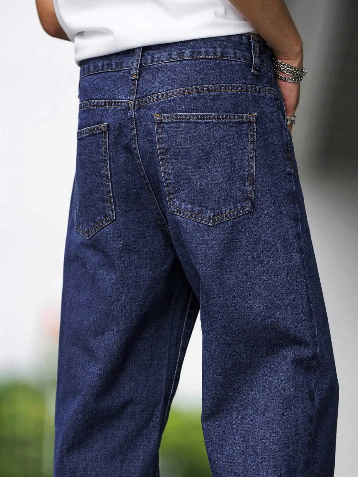 TOOMESJEANS Loose Fit Men  Dark Blue Jeans