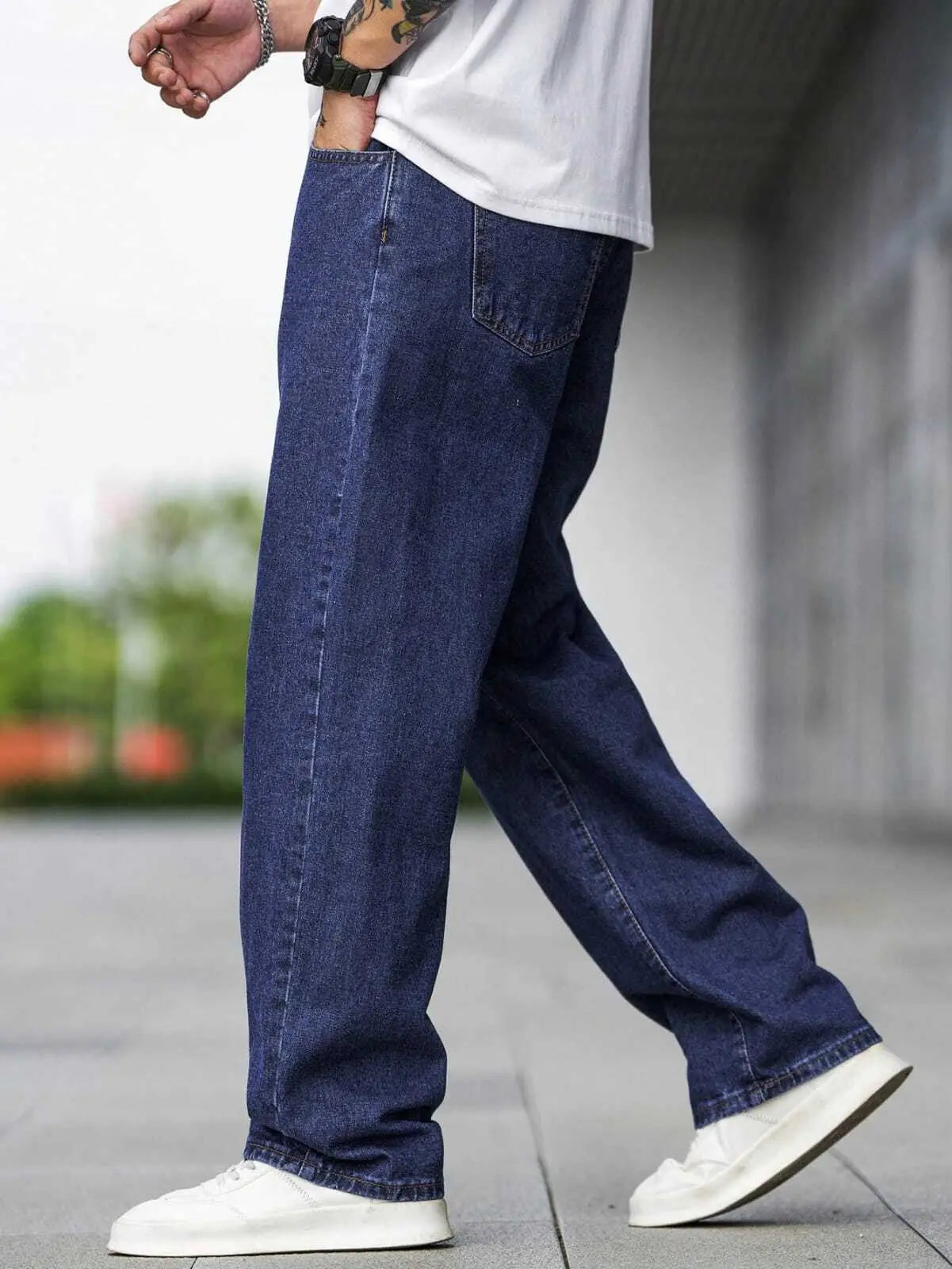 TOOMESJEANS Loose Fit Men  Dark Blue Jeans